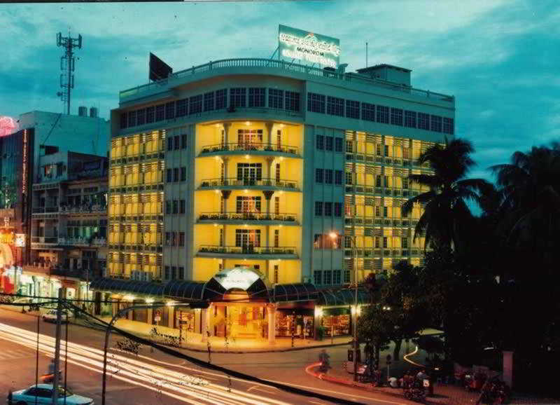 Holiday Villa Hotel City Centre Phnom Penh Ngoại thất bức ảnh