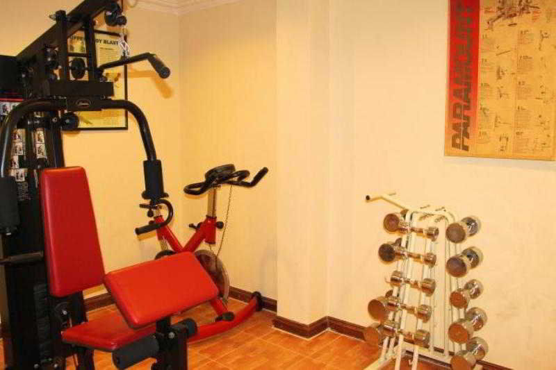 Holiday Villa Hotel City Centre Phnom Penh Ngoại thất bức ảnh