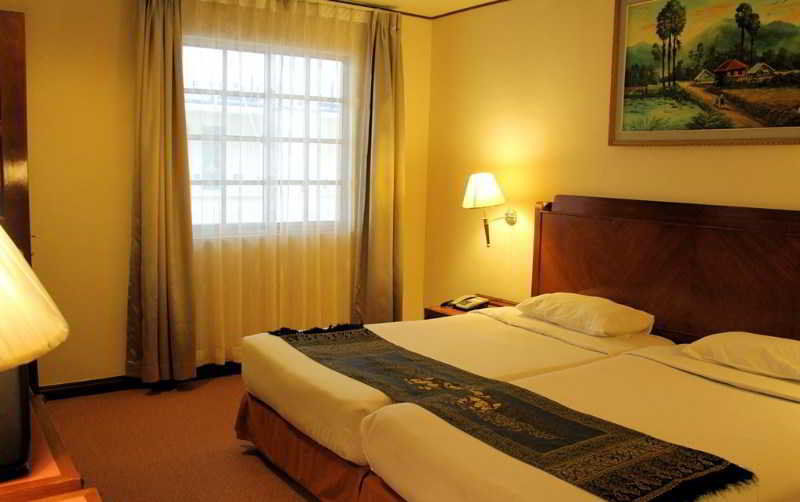 Holiday Villa Hotel City Centre Phnom Penh Ngoại thất bức ảnh